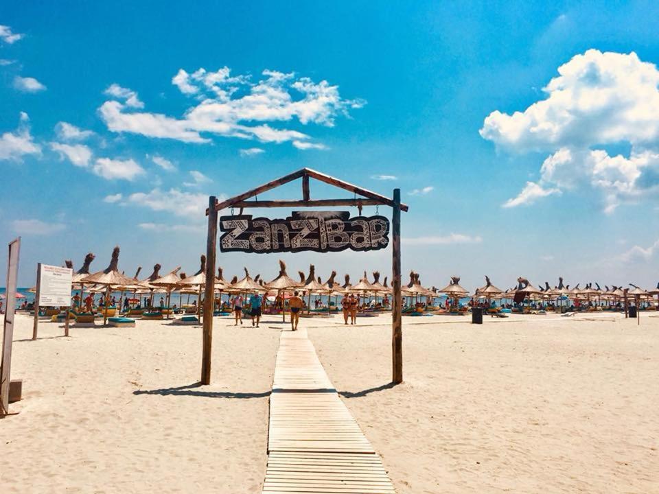 Ambient Holiday Apartment Beach Resort Navodari Exterior photo