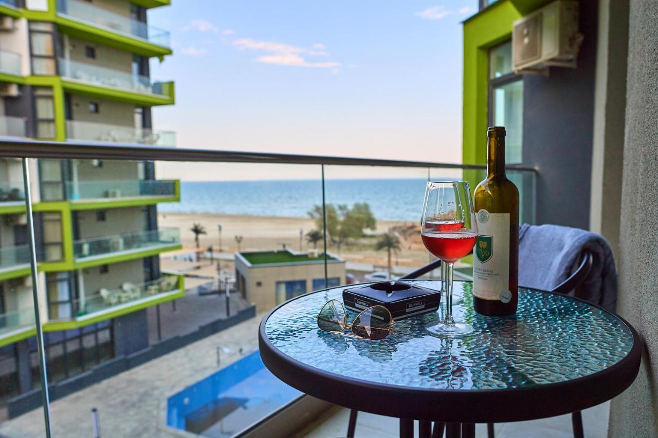Ambient Holiday Apartment Beach Resort Navodari Exterior photo